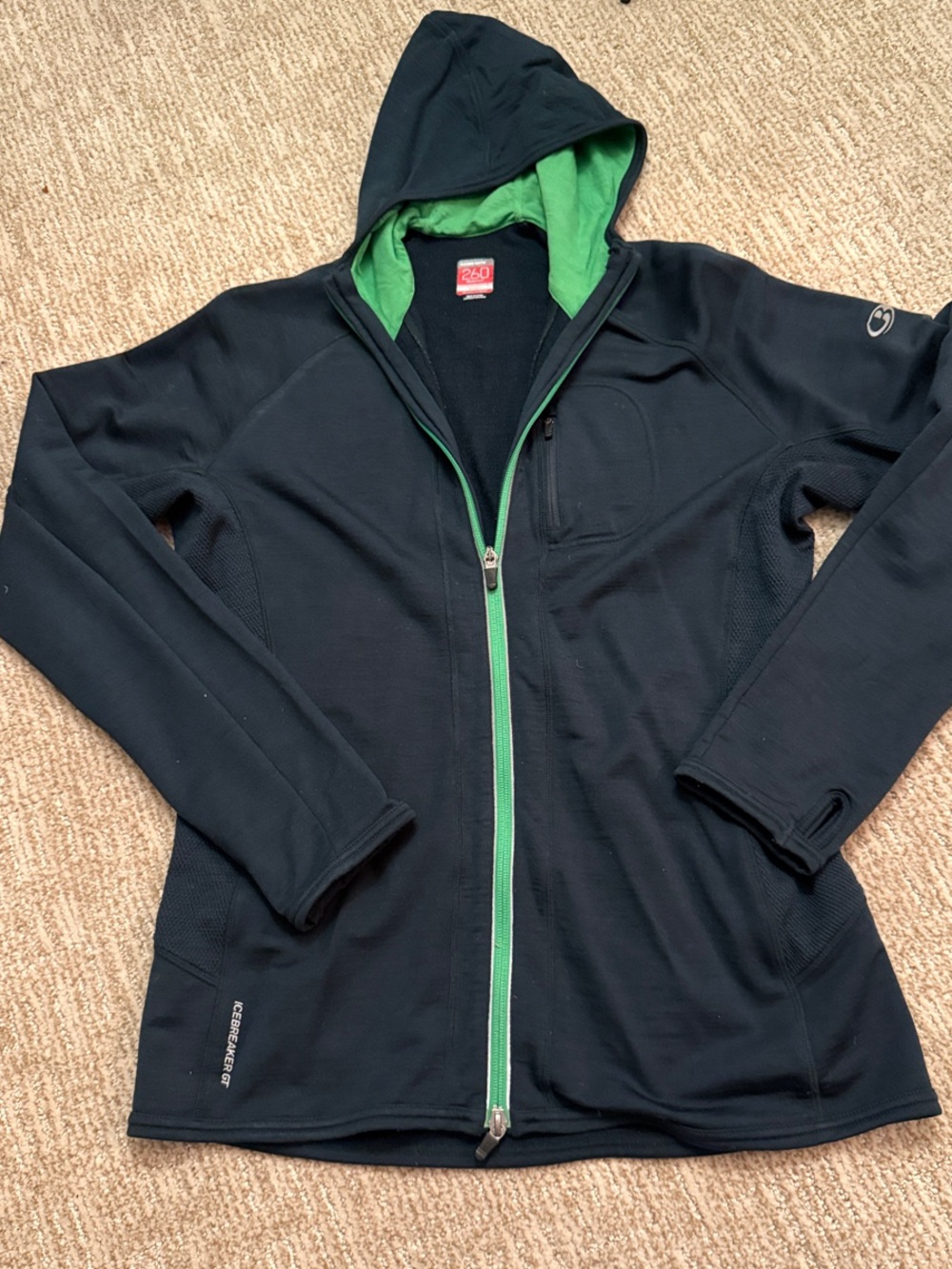 Icebreaker Men’s hoodie/jacket sz Medium